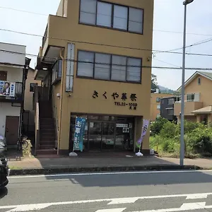 Largo アパート